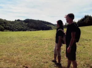 Le ciel est toujours en place à priori Le ciel est toujours en place à priori